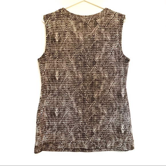 3/20$ Lynn Cantin printed tank top - Picture 2 of 6